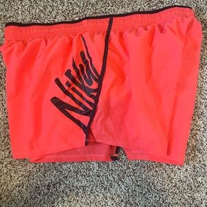 NWOT Nike shorts. S:XL